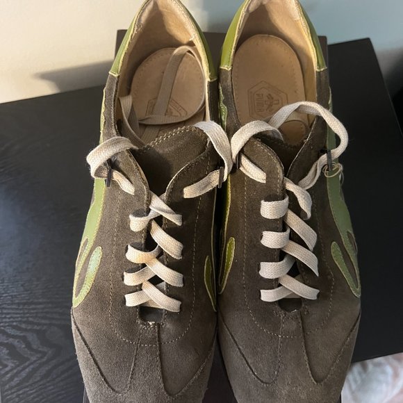 Puma by Alexander Van Slobbe Sprint Logo Women's Sneaker Size 11 - Picture 3 of 7